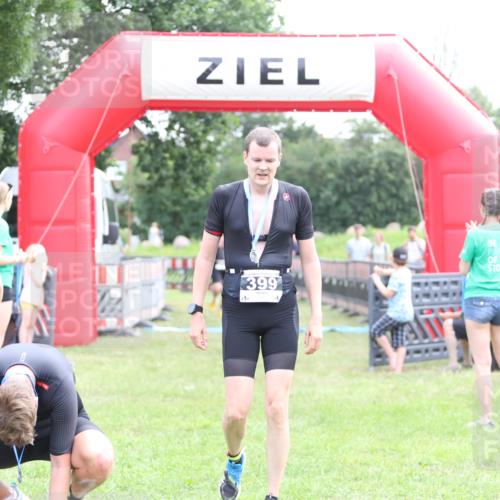 21.06.2026 - 29. Vierlanden-Triathlon Andreas Tolksdorf http://msf.ph/oto/9879886 21.06.2026 11:18:17 Ziel 361, 361 meine-sportfotos.de