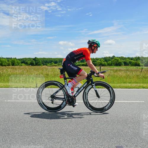 21.06.2026 - Viking Triathlon Michael Burmester http://msf.ph/oto/9879887 21.06.2026 12:38:02 Radfahren 138, 185, 203, 378, 413, 461, 506, 550, 557 meine-sportfotos.de