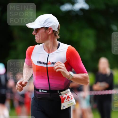21.06.2026 - 29. Vierlanden-Triathlon LAZAROV Photography http://msf.ph/oto/9879938 21.06.2026 12:15:09 Laufen 7001, 1, 400, 10 meine-sportfotos.de