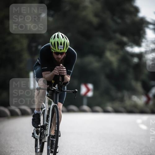21.06.2026 - 29. Vierlanden-Triathlon H.Heesch http://msf.ph/oto/9880004 21.06.2026 09:12:35 Radfahren 23, 57, 111, 290 meine-sportfotos.de