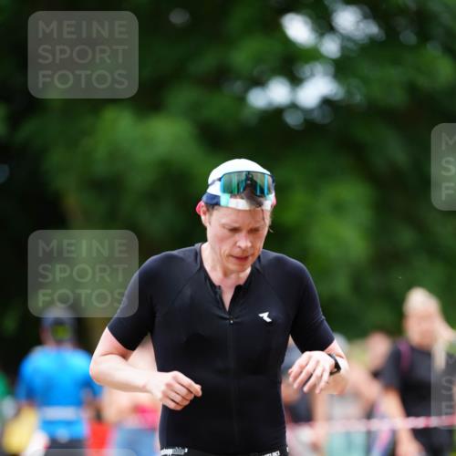 21.06.2026 - 29. Vierlanden-Triathlon LAZAROV Photography http://msf.ph/oto/9880041 21.06.2026 12:16:00 Laufen 202, 1 meine-sportfotos.de
