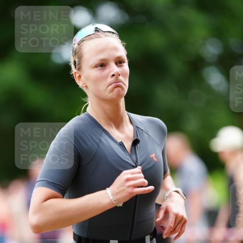 21.06.2026 - 29. Vierlanden-Triathlon LAZAROV Photography http://msf.ph/oto/9880064 21.06.2026 12:16:06 Laufen 22 meine-sportfotos.de