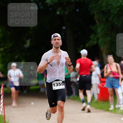 21.06.2026 - 29. Vierlanden-Triathlon LAZAROV Photography http://msf.ph/oto/9880105 21.06.2026 12:16:25 Laufen 1355 meine-sportfotos.de