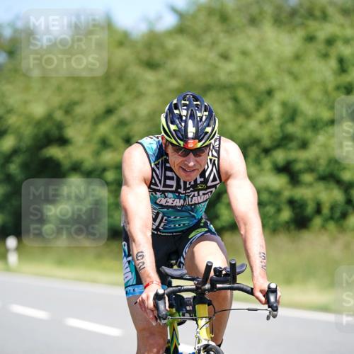 21.06.2026 - Viking Triathlon Michael Burmester http://msf.ph/oto/9880110 21.06.2026 13:18:35 Radfahren 24, 97, 305, 344, 463 meine-sportfotos.de