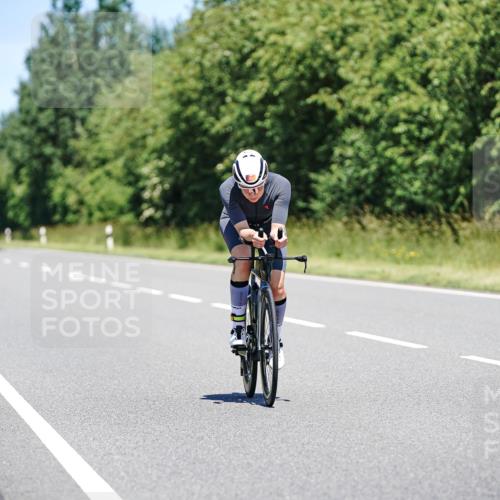 21.06.2026 - Viking Triathlon Michael Burmester http://msf.ph/oto/9880151 21.06.2026 13:18:49 Radfahren 305, 344, 463 meine-sportfotos.de