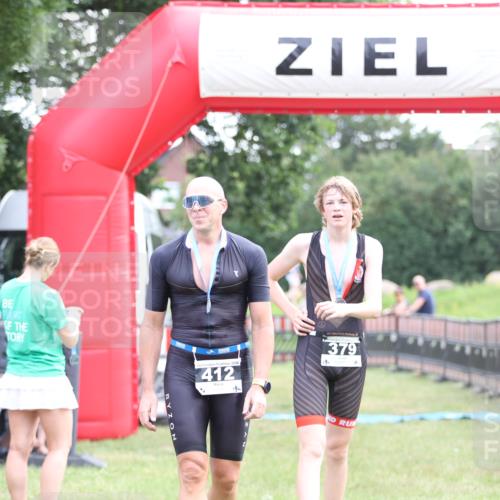 21.06.2026 - 29. Vierlanden-Triathlon Andreas Tolksdorf http://msf.ph/oto/9880152 21.06.2026 11:18:39 Ziel  meine-sportfotos.de