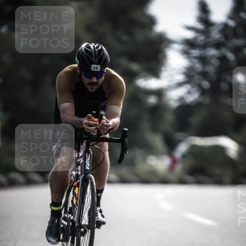 21.06.2026 - 29. Vierlanden-Triathlon H.Heesch http://msf.ph/oto/9880175 21.06.2026 09:12:44 Radfahren 13, 15, 45, 132, 290 meine-sportfotos.de