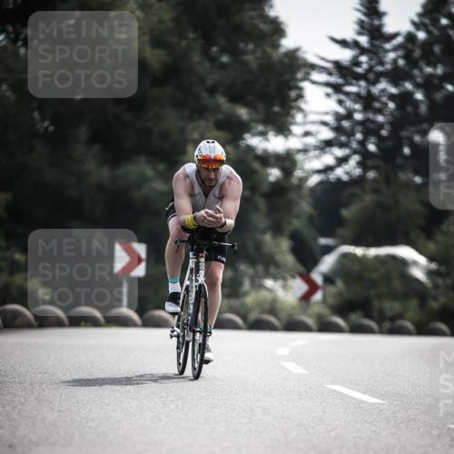 21.06.2026 - 29. Vierlanden-Triathlon H.Heesch http://msf.ph/oto/9880212 21.06.2026 09:12:55 Radfahren 20, 129, 137 meine-sportfotos.de