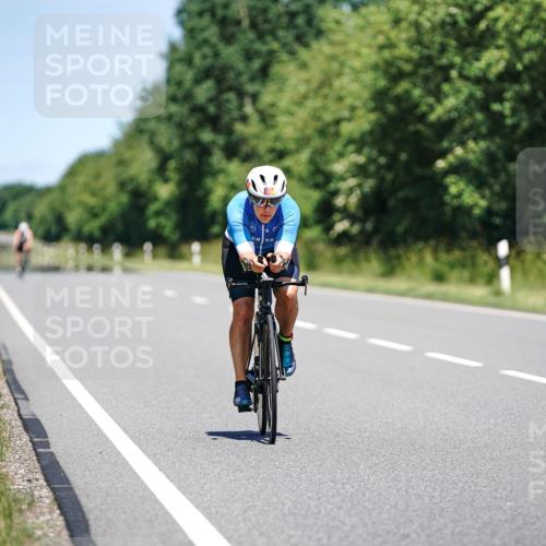 21.06.2026 - Viking Triathlon Michael Burmester http://msf.ph/oto/9880251 21.06.2026 13:19:11 Radfahren 39, 326 meine-sportfotos.de