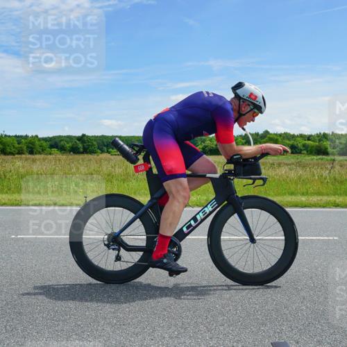 21.06.2026 - Viking Triathlon Michael Burmester http://msf.ph/oto/9880280 21.06.2026 12:43:36 Radfahren 41, 51, 86, 202, 223, 234, 279, 374, 388, 429, 509, 563, 602, 605, 645, 668, 670 meine-sportfotos.de