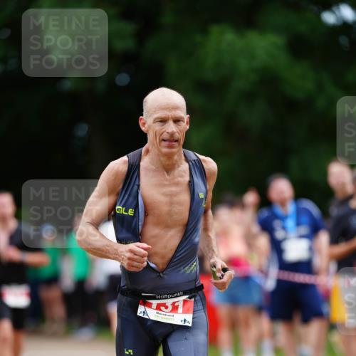 21.06.2026 - 29. Vierlanden-Triathlon LAZAROV Photography http://msf.ph/oto/9880328 21.06.2026 12:17:46 Laufen  meine-sportfotos.de
