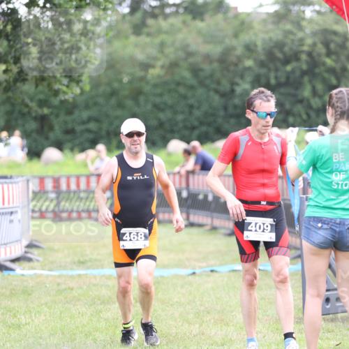 21.06.2026 - 29. Vierlanden-Triathlon Andreas Tolksdorf http://msf.ph/oto/9880380 21.06.2026 11:19:06 Ziel 468, 468 meine-sportfotos.de
