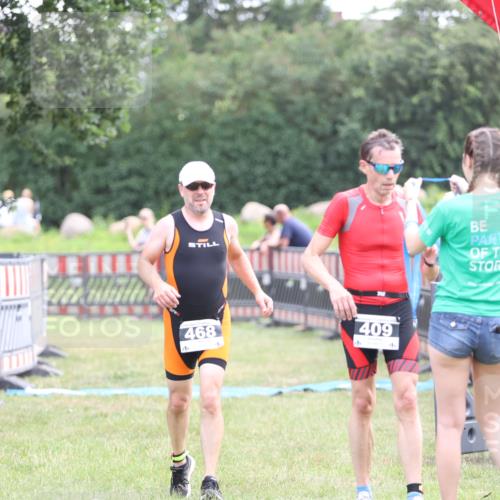 21.06.2026 - 29. Vierlanden-Triathlon Andreas Tolksdorf http://msf.ph/oto/9880388 21.06.2026 11:19:06 Ziel 468, 468 meine-sportfotos.de