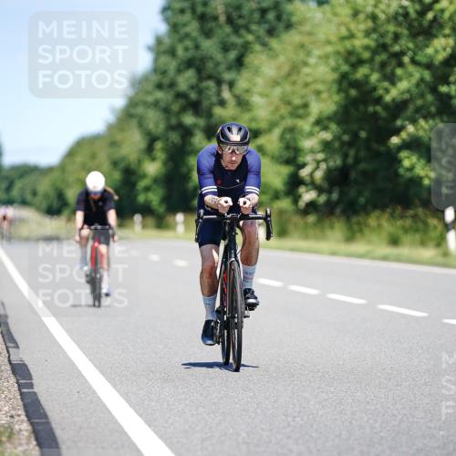 21.06.2026 - Viking Triathlon Michael Burmester http://msf.ph/oto/9880389 21.06.2026 13:20:17 Radfahren 196, 382 meine-sportfotos.de