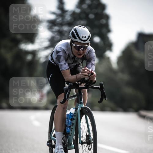 21.06.2026 - 29. Vierlanden-Triathlon H.Heesch http://msf.ph/oto/9880400 21.06.2026 09:13:05 Radfahren 21, 207, 216, 244 meine-sportfotos.de