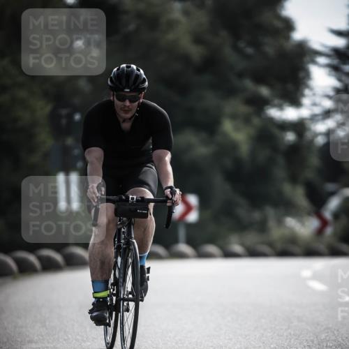 21.06.2026 - 29. Vierlanden-Triathlon H.Heesch http://msf.ph/oto/9880476 21.06.2026 09:13:14 Radfahren 19, 46, 54 meine-sportfotos.de