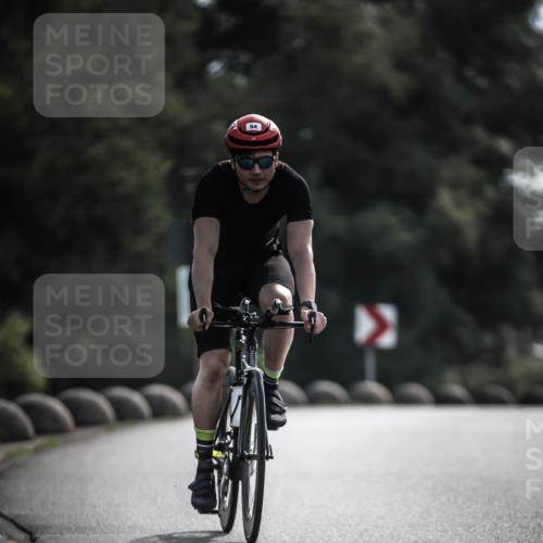 21.06.2026 - 29. Vierlanden-Triathlon H.Heesch http://msf.ph/oto/9880515 21.06.2026 09:13:17 Radfahren 19, 46, 54 meine-sportfotos.de