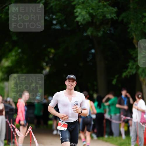 21.06.2026 - 29. Vierlanden-Triathlon LAZAROV Photography http://msf.ph/oto/9880621 21.06.2026 12:19:36 Laufen  meine-sportfotos.de