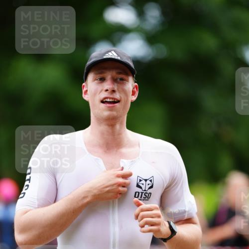 21.06.2026 - 29. Vierlanden-Triathlon LAZAROV Photography http://msf.ph/oto/9880639 21.06.2026 12:19:38 Laufen 202 meine-sportfotos.de
