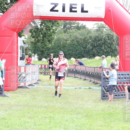 21.06.2026 - 29. Vierlanden-Triathlon Andreas Tolksdorf http://msf.ph/oto/9880677 21.06.2026 11:20:02 Ziel 394, 419, 422, 447, 452, 394, 419, 422, 447, 452 meine-sportfotos.de