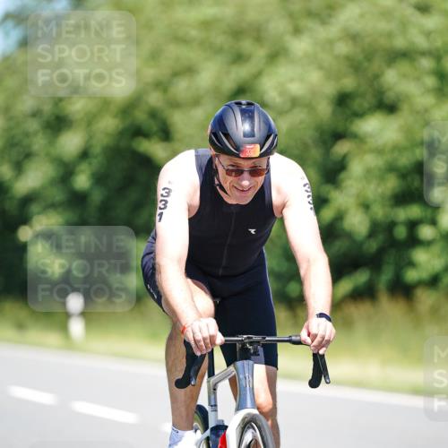 21.06.2026 - Viking Triathlon Michael Burmester http://msf.ph/oto/9880687 21.06.2026 13:24:17 Radfahren 282, 331, 658 meine-sportfotos.de