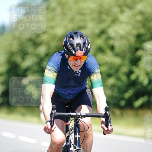21.06.2026 - Viking Triathlon Michael Burmester http://msf.ph/oto/9880701 21.06.2026 13:24:25 Radfahren 282, 331, 658 meine-sportfotos.de