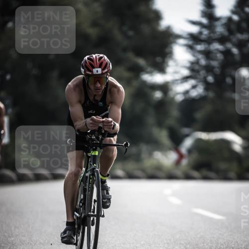 21.06.2026 - 29. Vierlanden-Triathlon H.Heesch http://msf.ph/oto/9880709 21.06.2026 09:13:55 Radfahren 8, 178 meine-sportfotos.de