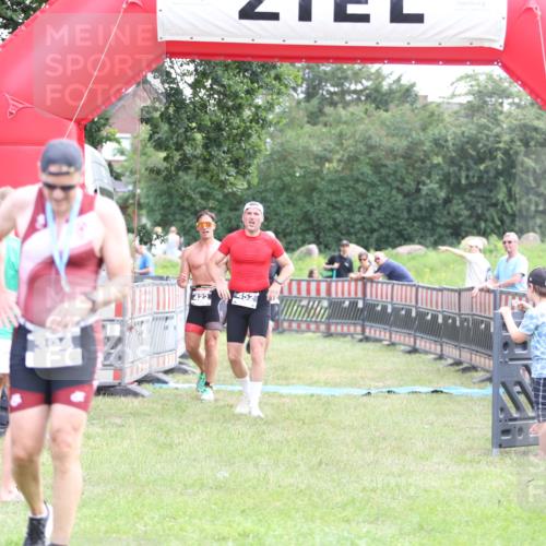 21.06.2026 - 29. Vierlanden-Triathlon Andreas Tolksdorf http://msf.ph/oto/9880740 21.06.2026 11:20:11 Ziel 309, 419, 422, 428, 452, 309, 419, 422, 428, 452 meine-sportfotos.de