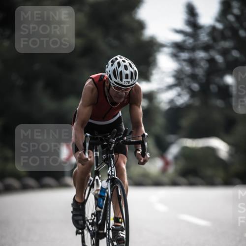 21.06.2026 - 29. Vierlanden-Triathlon H.Heesch http://msf.ph/oto/9880746 21.06.2026 09:13:57 Radfahren 8, 178 meine-sportfotos.de