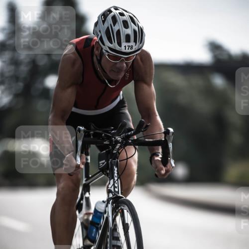 21.06.2026 - 29. Vierlanden-Triathlon H.Heesch http://msf.ph/oto/9880805 21.06.2026 09:13:58 Radfahren 8, 178, 193, 287 meine-sportfotos.de