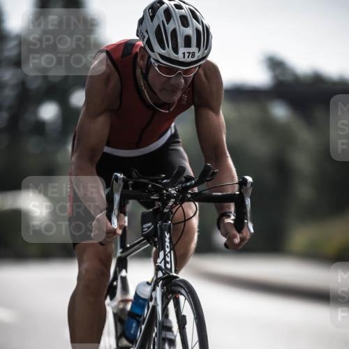 21.06.2026 - 29. Vierlanden-Triathlon H.Heesch http://msf.ph/oto/9880809 21.06.2026 09:13:58 Radfahren 8, 178, 193, 287 meine-sportfotos.de