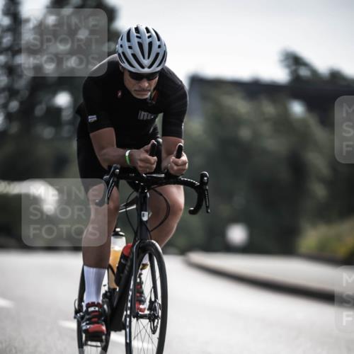 21.06.2026 - 29. Vierlanden-Triathlon H.Heesch http://msf.ph/oto/9880878 21.06.2026 09:14:06 Radfahren 193, 287 meine-sportfotos.de