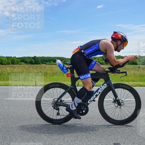 21.06.2026 - Viking Triathlon Michael Burmester http://msf.ph/oto/9880879 21.06.2026 12:50:40 Radfahren 26, 190, 211, 261, 387, 463, 556 meine-sportfotos.de