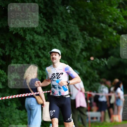 21.06.2026 - 29. Vierlanden-Triathlon LAZAROV Photography http://msf.ph/oto/9880910 21.06.2026 12:21:39 Laufen 3 meine-sportfotos.de