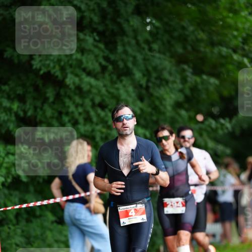 21.06.2026 - 29. Vierlanden-Triathlon LAZAROV Photography http://msf.ph/oto/9880950 21.06.2026 12:21:48 Laufen 202 meine-sportfotos.de