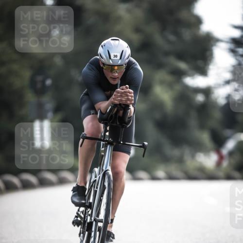 21.06.2026 - 29. Vierlanden-Triathlon H.Heesch http://msf.ph/oto/9880995 21.06.2026 09:14:21 Radfahren 30, 60 meine-sportfotos.de