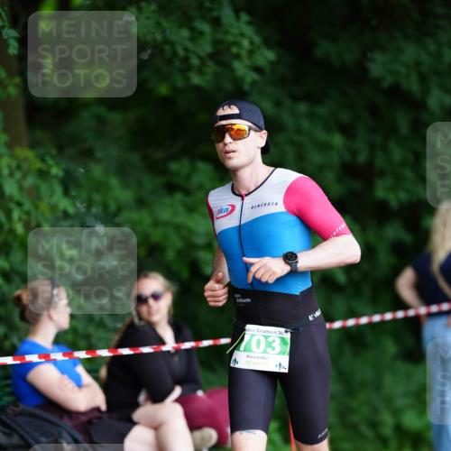 21.06.2026 - 29. Vierlanden-Triathlon LAZAROV Photography http://msf.ph/oto/9881002 21.06.2026 12:22:03 Laufen 2026, 703 meine-sportfotos.de