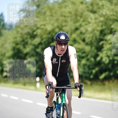 21.06.2026 - Viking Triathlon Michael Burmester http://msf.ph/oto/9881026 21.06.2026 13:25:53 Radfahren  meine-sportfotos.de