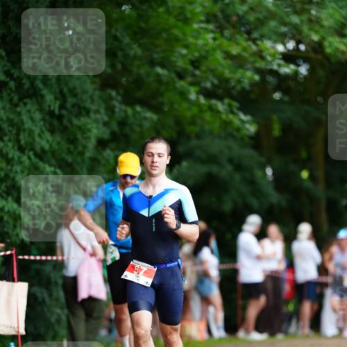 21.06.2026 - 29. Vierlanden-Triathlon LAZAROV Photography http://msf.ph/oto/9881027 21.06.2026 12:22:11 Laufen  meine-sportfotos.de