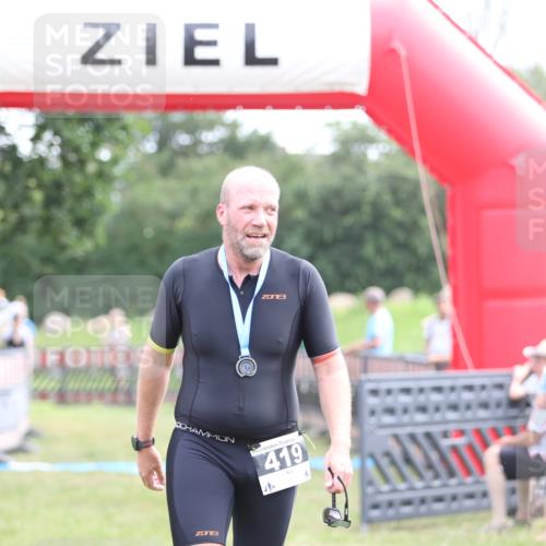 21.06.2026 - 29. Vierlanden-Triathlon Andreas Tolksdorf http://msf.ph/oto/9881044 21.06.2026 11:20:31 Ziel 470, 470 meine-sportfotos.de