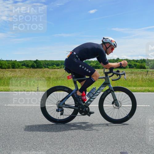 21.06.2026 - Viking Triathlon Michael Burmester http://msf.ph/oto/9881068 21.06.2026 12:52:52 Radfahren 224, 269, 275, 302, 382, 460, 484, 490 meine-sportfotos.de