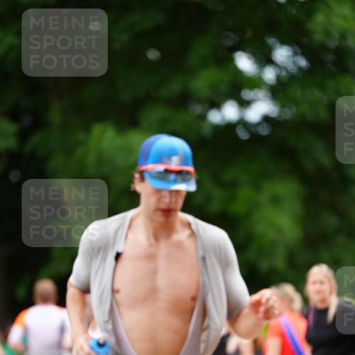 21.06.2026 - 29. Vierlanden-Triathlon LAZAROV Photography http://msf.ph/oto/9881070 21.06.2026 12:22:26 Laufen 34 meine-sportfotos.de