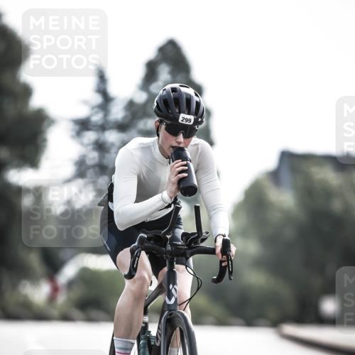 21.06.2026 - 29. Vierlanden-Triathlon H.Heesch http://msf.ph/oto/9881071 21.06.2026 09:14:40 Radfahren 183, 299, 302 meine-sportfotos.de
