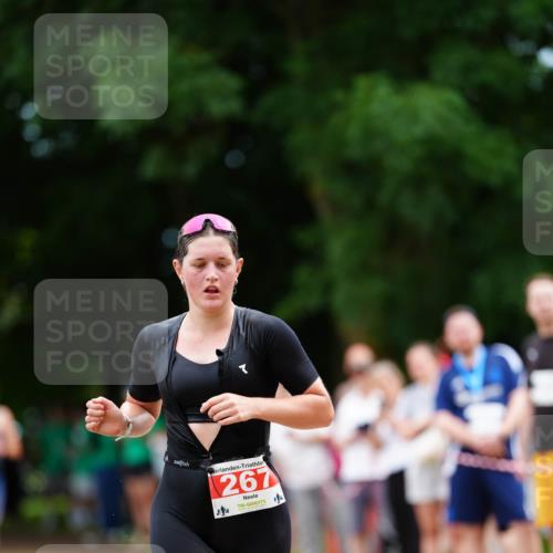 21.06.2026 - 29. Vierlanden-Triathlon LAZAROV Photography http://msf.ph/oto/9881100 21.06.2026 12:22:33 Laufen 267 meine-sportfotos.de