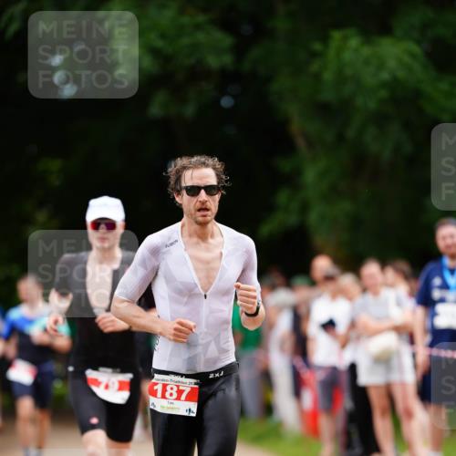 21.06.2026 - 29. Vierlanden-Triathlon LAZAROV Photography http://msf.ph/oto/9881161 21.06.2026 12:22:54 Laufen 202, 187 meine-sportfotos.de
