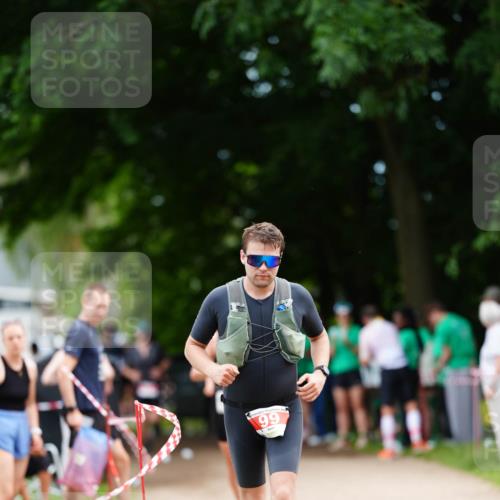 21.06.2026 - 29. Vierlanden-Triathlon LAZAROV Photography http://msf.ph/oto/9881294 21.06.2026 12:23:38 Laufen 99 meine-sportfotos.de
