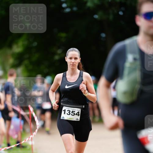 21.06.2026 - 29. Vierlanden-Triathlon LAZAROV Photography http://msf.ph/oto/9881307 21.06.2026 12:23:41 Laufen 2026, 1354, 2 meine-sportfotos.de