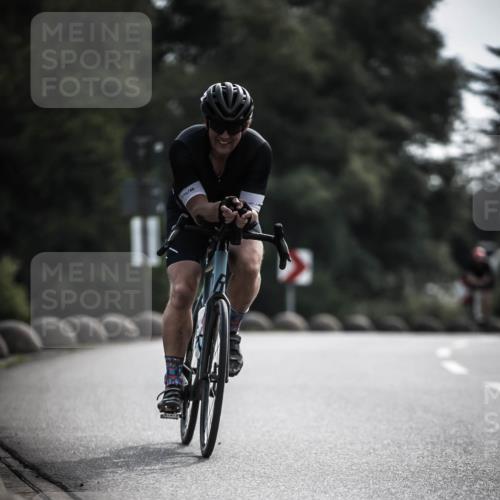 21.06.2026 - 29. Vierlanden-Triathlon H.Heesch http://msf.ph/oto/9881309 21.06.2026 09:15:48 Radfahren 62, 128, 177 meine-sportfotos.de