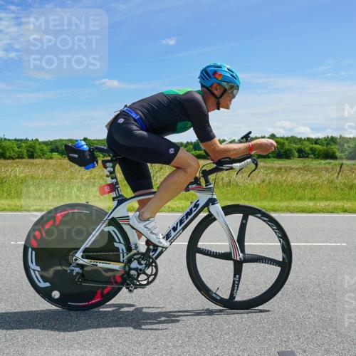 21.06.2026 - Viking Triathlon Michael Burmester http://msf.ph/oto/9881367 21.06.2026 12:56:33 Radfahren 33, 113, 137, 255, 357, 489 meine-sportfotos.de