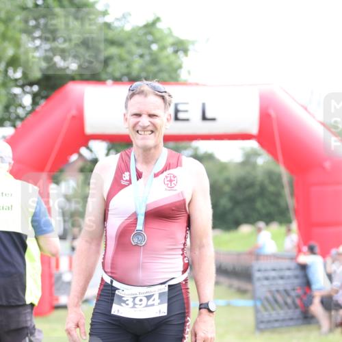 21.06.2026 - 29. Vierlanden-Triathlon Andreas Tolksdorf http://msf.ph/oto/9881369 21.06.2026 11:21:05 Ziel 356, 356 meine-sportfotos.de